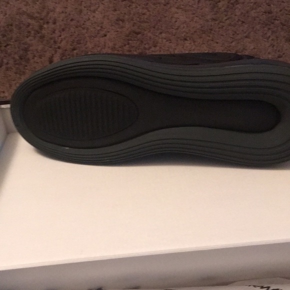 Men’s Nike Air Max 720 - Picture 3 of 7